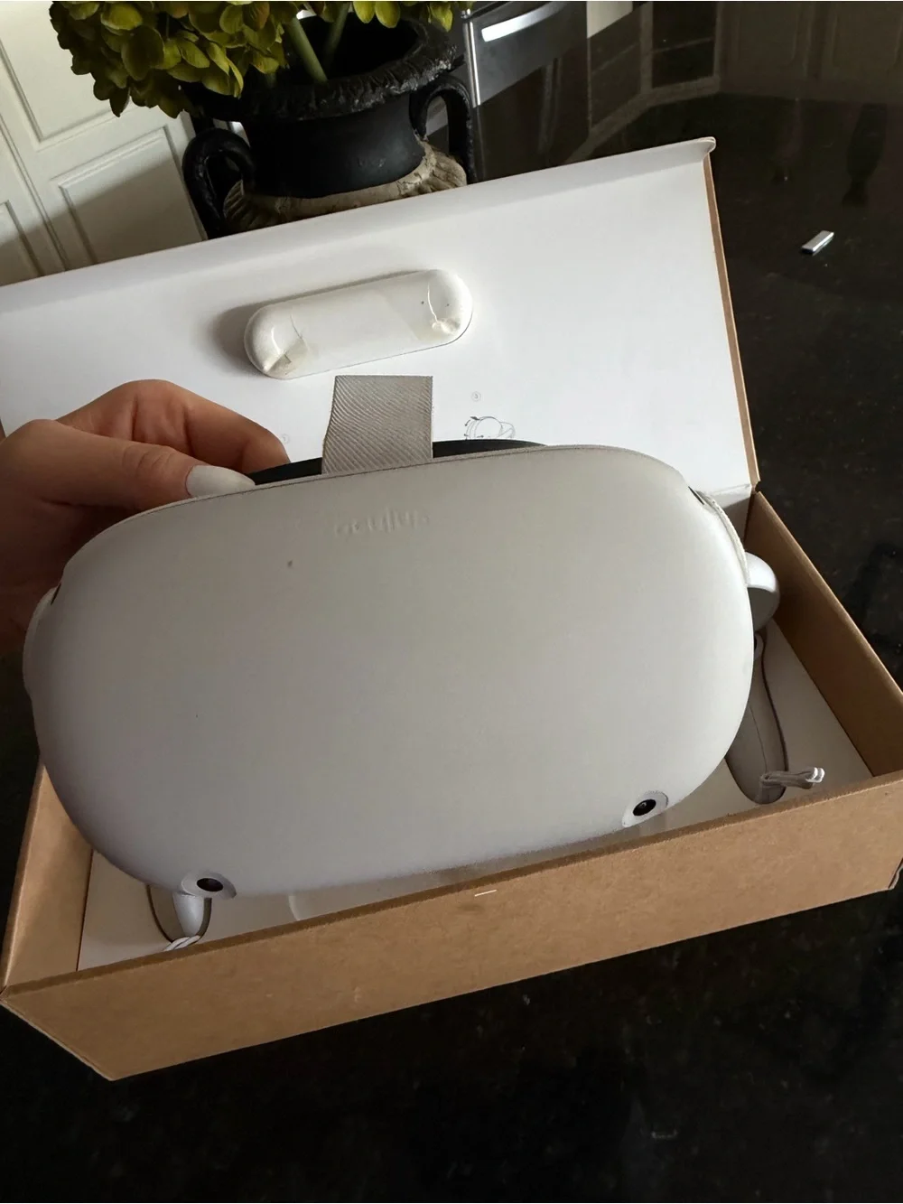 Oculus Quest 2 - Picture 5 of 8